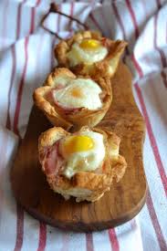 Toastmuffins Mit Ei Und Bacon Carl Tode Gottingen Rezept In 2020 Toastmuffins Rezepte Essen