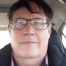 Did Dark Shadows staff act in episodes?