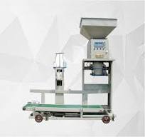Automatic Fish Feed Pellet Packaging Machine. Fish Feed ...