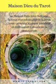 La Maison Dieu Tarot Interpretation Dans Le Tarot De Marseille Le Chariot Tarot Tarot De Marseille Signification Tarot