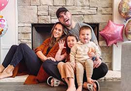 She appeared on one tree hill as alex dupre for three years, and released her debut album jana kramer in 2012, as well as her record. Jana Kramer Shares When She S Planning To Tell Her Kids About Her Husband S Cheating Cafemom Com