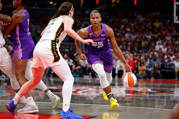 Alyssa Thomas suspended for play involving Caitlin Clark: What they're  saying - pennlive.com