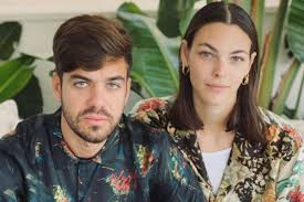 Download matteo milleri songs, singles and albums on mp3. Chi E Matteo Milleri Marito Di Vittoria Ceretti Co Conduttrice Sanremo 2021