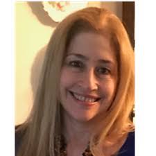 Ana Cossio's Instagram, Twitter & Facebook