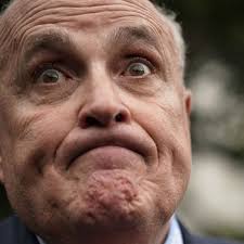 Poiché rudolph giuliani è un uomo ed è pure di destra, al suo mascara colato naturalmente quel che fisiologico accada è quel che è successo di fronte a giuliani col mascara colato, non quello che. Rudy Giuliani S Hair Dye Melting Off His Face Was The Least Crazy Part Of His Batshit Crazy Press Conference Vanity Fair