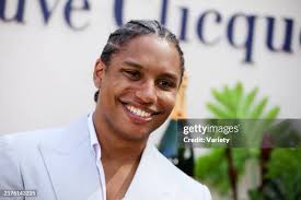 1,642 Gillum Stock Photos, High-Res Pictures, and Images