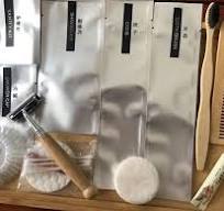 Disposable Hotel Amenities Luxury Hospital Amenity Kit Portable Travel  Toiletries Set