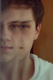 Christian Kort's Instagram, Twitter & Facebook