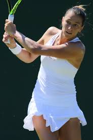 Nadia podoroska (rosario, 10 de febrero de 1997) es una tenista profesional argentina de ascendencia ucraniana. Mariana Duque Marino Wikipedia