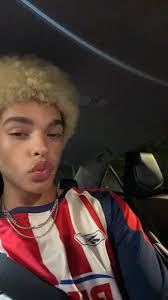 I know this isn't what this group is for but anyone need friends? I haven't  made any connections in the month and a half I've been here and I'm a  transfer student.