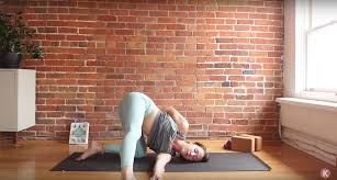 Start on hands and knees. A Morning Stretch For When You Are Short On Time Yoga With Kassandra Blog