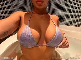 Astrid Nelsia (@astridnelsia) - 43 grianghraif naked leakes ó Onlyfans  Patreon Fansly Reddit agus Telegram - 86015