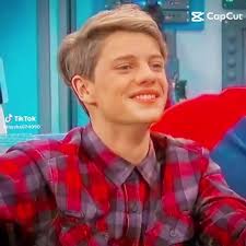 Os vídeos de apolo (@apolofelipemartimsboges) com som original