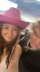 Mandy Booher's Instagram, Twitter & Facebook