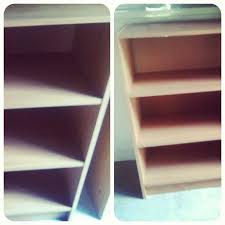 للبيع مكتبة رفوف للكتب حجم صغير بحالة ممتازة السعر 10 دينار Home Decor Decor Shelves