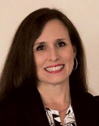 Executive Ladder feature Office Evolution director