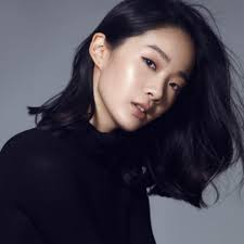 Sophia Fay Ho 璟宣added a new photo —...