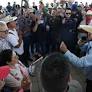 “¡Aquí no!”: comunidades indígenas y pesqueras frenan temporalmente megaplanta de metanol en Sinaloa