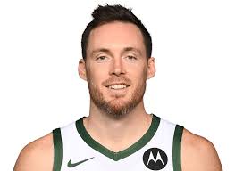 Pat Connaughton