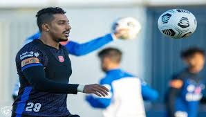 الدوسري يكشف كيف سيخطف الهلال كأس الملك من النصر سعودي 360 تحدث سالم الدوسري نجم فريق الهلال عن حظوظ الزعيم في نهائي football baseball cards baseball