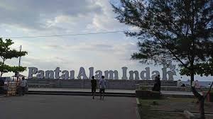 Pariwisata Provinsi Jawa Tengah | Artikel | Menikmati Sore Di Pantai Alam  Indah Tegal