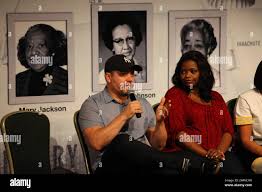 Ask An Expert - Spencer Campbell, Plant Clinic Manager - The Hinsdalean