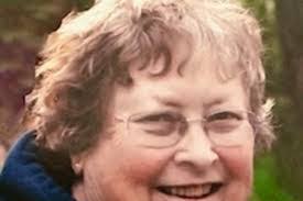 Trisha Mead's Instagram, Twitter & Facebook