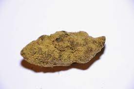 The origins of moonrocks are a bit fuzzy, but it has surely been popularized with legendary west coast rapper kurupt popularizing the product. So Rauchst Du Moonrocks Sunrocks Und Kaviar Cannabis Rqs Blog