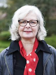 Anmeldelse: «Elven» av Anna Fiske