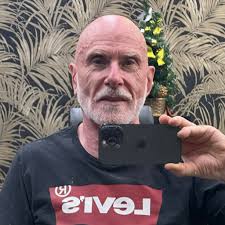 Does anybody have any experience with these companies that deliver the meal  boxes, like Gusto etc? I'm in the UK