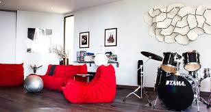 Users can also select from a variety of floor coverings, paint and wallpaper, as well as plants, vases, picture frames, and pillows to add the finishing touches. Clouds By Ligne Roset Modern Accessories Linea Inc Modern Furniture Los Angeles