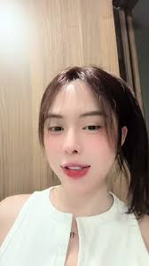 Tiệm Tóc Ngan Ha: Hành Trình Và Chia Sẻ Cảm Xúc