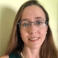 Elizabeth Hyslop's Instagram, Twitter & Facebook