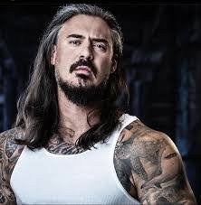 Brielle Leonard's Instagram, Twitter & Facebook