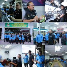 Program penghantaran pulang itu merupakan sebahagian daripada aktiviti berterusan proses pengusiran oleh jabatan imigresen bagi tahanan yang ditempatkan di depot. Imigresen Malaysia On Twitter Muar 25 Mei 2018 Ketua Pengarah Imigresen Datuk Seri Haji Mustafar Haji Ali Mengadakan Lawatan Kerja Ke Jabatan Imigresen Malaysia Jim Negeri Johor Termasuk Mengadakan Lawatan Ke