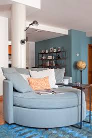 Decorate your bedroom with flair. Remodelaholic Color Spotlight Benjamin Moore Aegean Teal