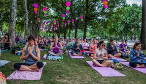 Each week on a saturday morning i'll be introducing a cosmic kids yoga adventure to encourage families everywhere to enjoy their yoga together at home! Lemon Hill S New Saturday Morning Yoga Series Starts This Weekend
