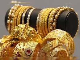 UP Gold Rate Today 20 March: सोने के दाम में फिर उछाल, चांदी स्थिर, जानिए  आपके शहर का रेट- UP Gold Rate Today 19 March Gold Price Bounce Again Silver  Steady Know