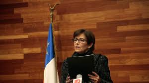 The document has moved here. Presidenta Del Tc Maria Luisa Brahm Pide Suspender Sumarios En Su Contra T13