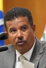 Relatório aponta envolvimento de Coronel Adailton em esquema nos colégios  militares de Goiás