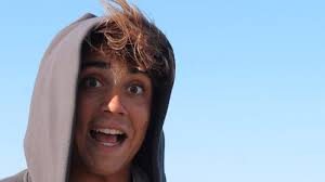 Damn daniel back at sales it with the white vans