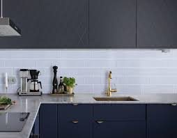 Pair with an octagon bathroom floor tile and pedestal sink for a retro look. 3 X 6 Glass Mosaic Subway Tile Backsplash For Kitchen And Bathroom Wstiles