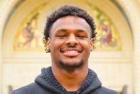 Bronny James sufrió paro cardíaco: lo que sabemos sobre el estado de salud  del hijo de LeBron James