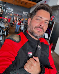 My second home @ducati_ksa #jeddah #ducati
