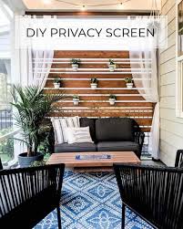 Build one of these diy privacy screens to create private spaces for your family in your backyard, on your deck, or even inside your home. 15 Diy Outdoor Privacy Screens Diy Danielle