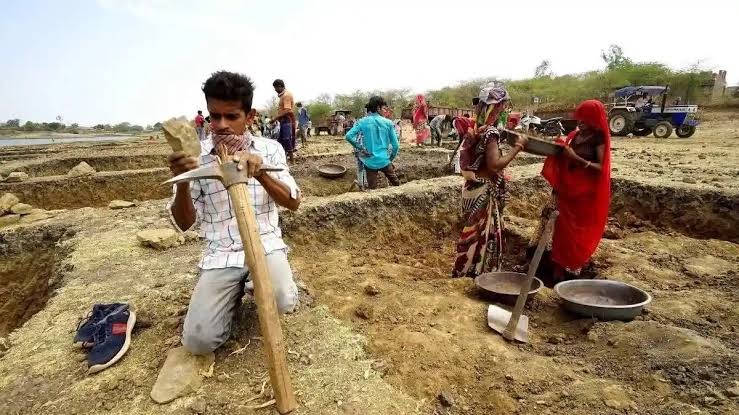 Rural Employment Under New VB-G RAM G Scheme Drops Almost 50% in First Month  - The CSR Journal