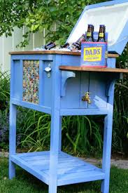 Make Your Own Diy Cooler Stand With A Drain Shelf And Wheels Full Tutorial And Plans Here Diy Outdoor Bar Diy Outdoor Furniture Diy Cooler