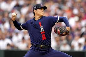 Shohei ohtani waves to fans during a. Jxtxq9xrky8 3m