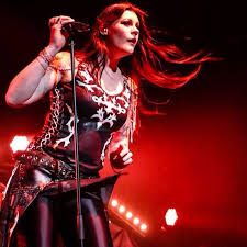 Beautiful Pic Of Floor Jansen In Concert With Nightwish Love The Effect From The Lighting Female Singers Singer Pics