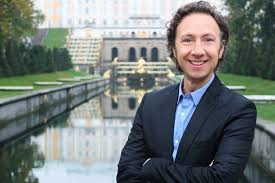 « je suis devenu une sorte amis, travaux et écriture ; Stephane Bern Choque Avec Ses Propos Sur Son Salaire Salaire Stephanie Estime De Soi